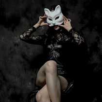 Dovetailed butterfly Out of white pulp Cat Mask Female Hand Painted Propylene