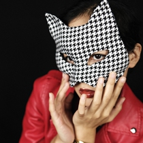 Dovetailed butterfly female handmade plaid mask black and white