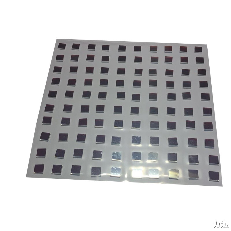 670nm窄带滤光片 50nm带宽 透过红光镀膜滤光片窄带滤镜6*6*1.1mm