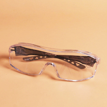 Transparent fire-proof impact goggles painted and painted hand-made model transformation hand-made up to American soil