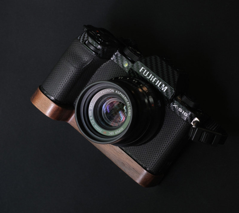 Vise Studio Original Design Solid wood handle base fits Fujifilm XS10