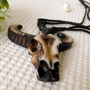 Inner Mongolia features Mongolian jewelry fashion necklace Leather necklace Bull head necklace Mongolian necklace craft gift decoration