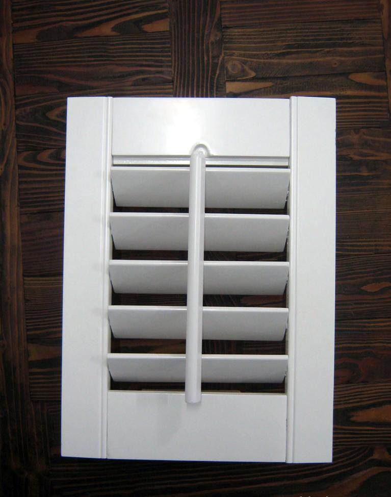 Customized solid wood shutters movable ventilated shutters sample window