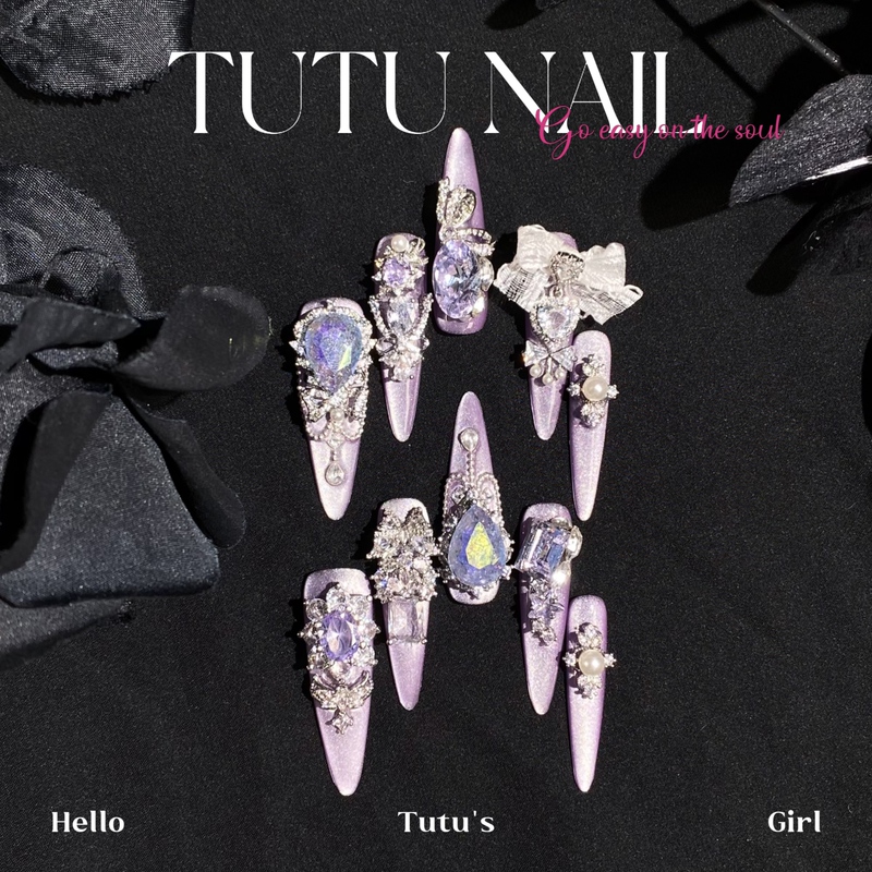 [Extraneous Explanation] Tutu Nail Handmade Press-On Nails Cat Eye Autumn and Winter Brightening Nail Art Purple Wedding Nails High-End