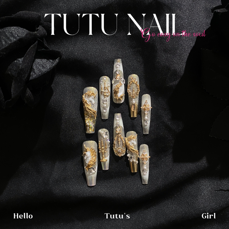 【Ready Stock】Tutu Nail Handmade New Year of the Horse Whitening Nail Art Flowing Golden Carved Cat's Eye