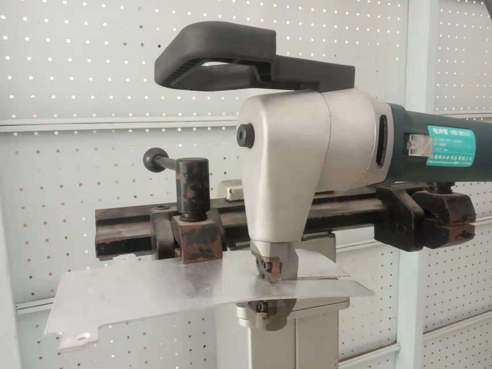 Domestic-German Express N500 5 mm electric punching cut industrial 5mm electric punching cut steel plate punching cut