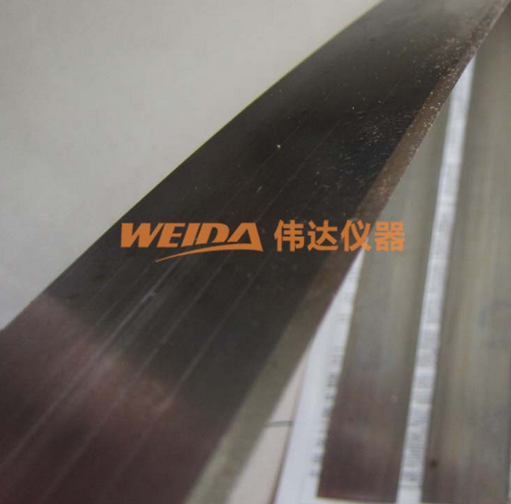 Lengthened SM405 three-roller machine blade grinding machine discharge scraper ultra-abrasion resistant 1000 * 50mm has opened a cutting edge