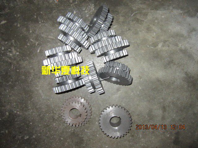 Zhangjiagang spinning machine accessories] Textile comb cotton machine A186F-4665 Lower roller gear double teeth