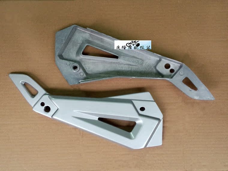 Phụ kiện xe máy GS125, bàn đạp tam giác bằng nhôm phía sau, giá đỡ chân, mũi khoan, Leopard Saichi đèn xe máy siêu sáng