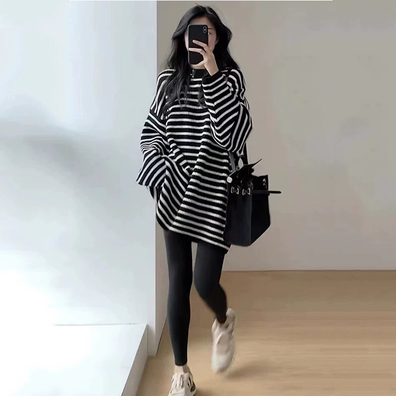 Plus-Size Striped Knit Sweater for Women, Round Neck, Mid-Length, Loose Fit, Versatile, Fashionable Black and White Striped Top Plus-Size Striped Knit Sweater for Women, Round Neck, Mid-Length, Loose Fit, Versatile, Fashionable Black and White Striped Top