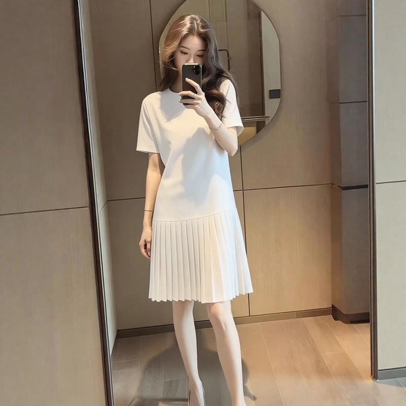 Plus-Size Simple Style Dress for Women, Summer High-End Pleated Mid-Length Dress, Slimming and Age-Reducing White Work Dress