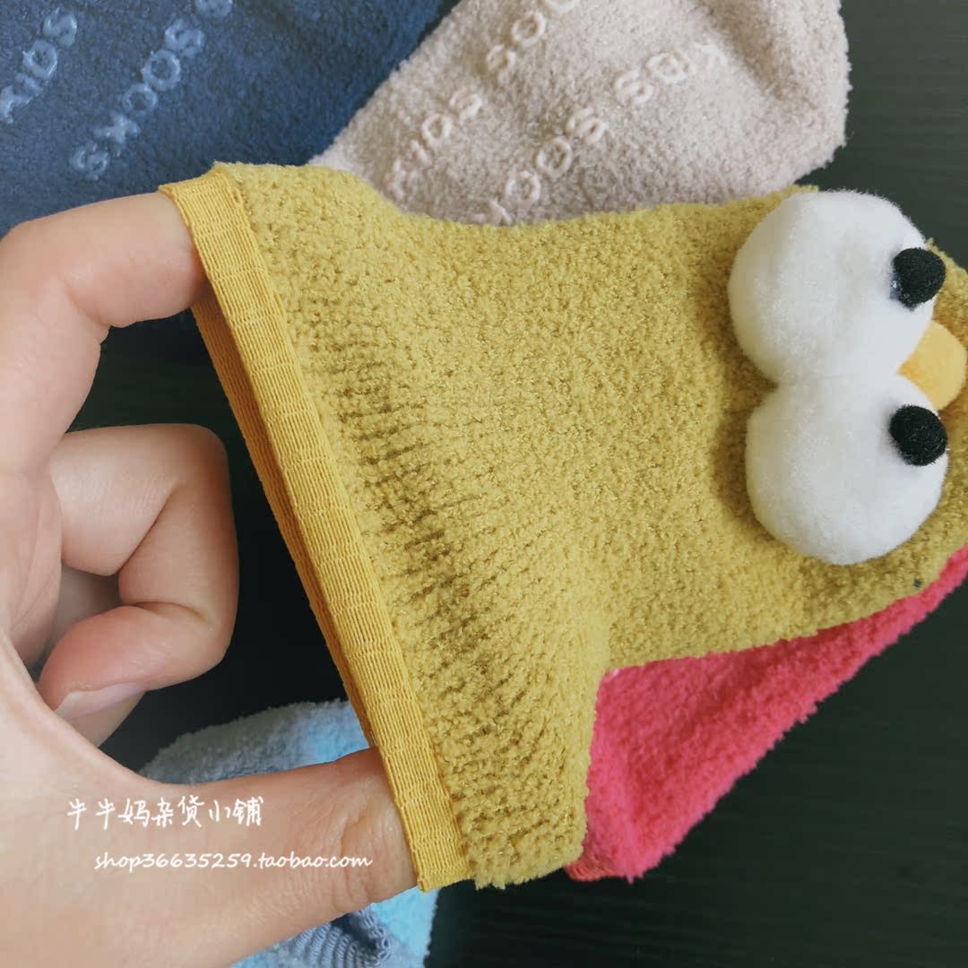Mùa thu và mùa đông mè đường phố mắt to vớ bé sàn chống trượt cho bé vớ 0-3 trẻ em vớ nhung san hô tất dài cho bé gái