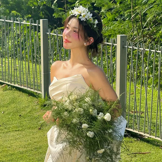 新娘结婚领证登记拍照道具森系简约仿真手捧花束婚礼摄影道具头饰