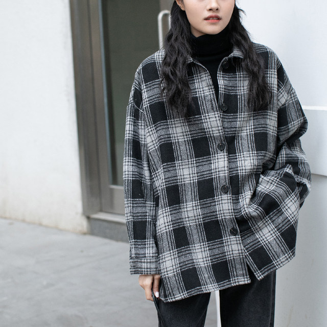 Miding black and white plaid shirt women's autumn and winter thickened shirt jacket brushed layering wear with fashionable spring and autumn tops