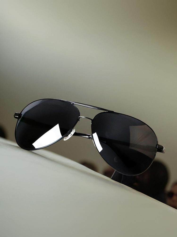 Oversized Sunglasses for Men with Round Faces, Large Face, Large Size, Photochromic Sunglasses for Men, Widened Polarized Lenses