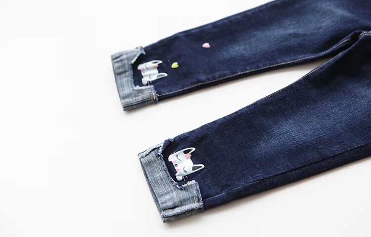 Quần jeans cotton dày 2018 thu đông 2018 mới in hình mèo kéo dài quần jeans mùa đông quần dài cho bé gái