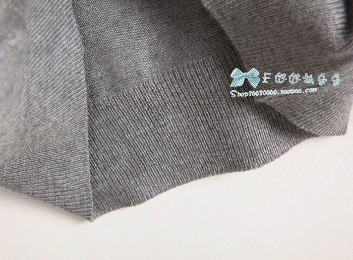 Khuyến mãi mùa thu Đi lại thường xuyên Quần áo nữ mỏng màu cổ chữ V Áo len cardigan ao khoac len