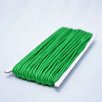 Изумрудная зеленая пряжка проволока