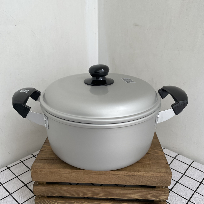 Japanese-Style Easy-To-Use Small Saucepan Milk Pot Aluminum Double-Handle Household Hot Pot Stew Pot for Soup, Porridge, Baby Food, Noodle Pot, Gas Stove Compatible Japanese-Style Easy-To-Use Small Saucepan Milk Pot Aluminum Double-Handle Household Hot Pot Stew Pot for Soup, Porridge, Baby Food, Noodle Pot, Gas Stove Compatible