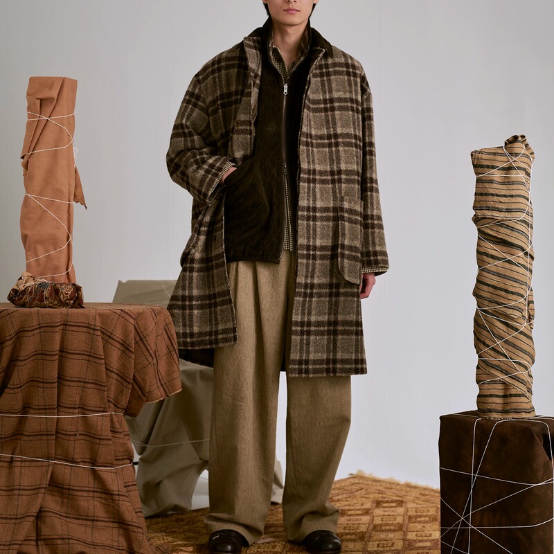 Aviva Jifei Xue Color-Block Mac Jacket/Coat