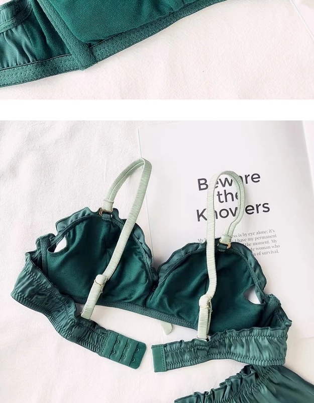 Phong cách retro gợi cảm satin không thép vòng tam giác cup đồ lót phù hợp thoải mái không va chạm váy đáy quần bra