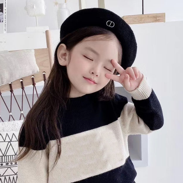 Beret women's autumn and winter black children's net red embroidery woolen bud hat girls spring Japanese British retro