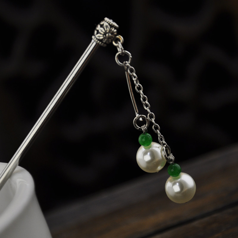Vintage hair ornament pearl green agate tassel classical hair tweezers step shake the court plate hair national wind woman gift