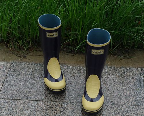 Phiên bản nam Hàn Quốc của giày cao su mưa chất lượng cao thoải mái đi mưa thoải mái ủng đi mưa bảo vệ giày