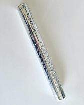 Spot) IT COSMETICS Tightline Mascara hit the undereye line three-in-one mascara