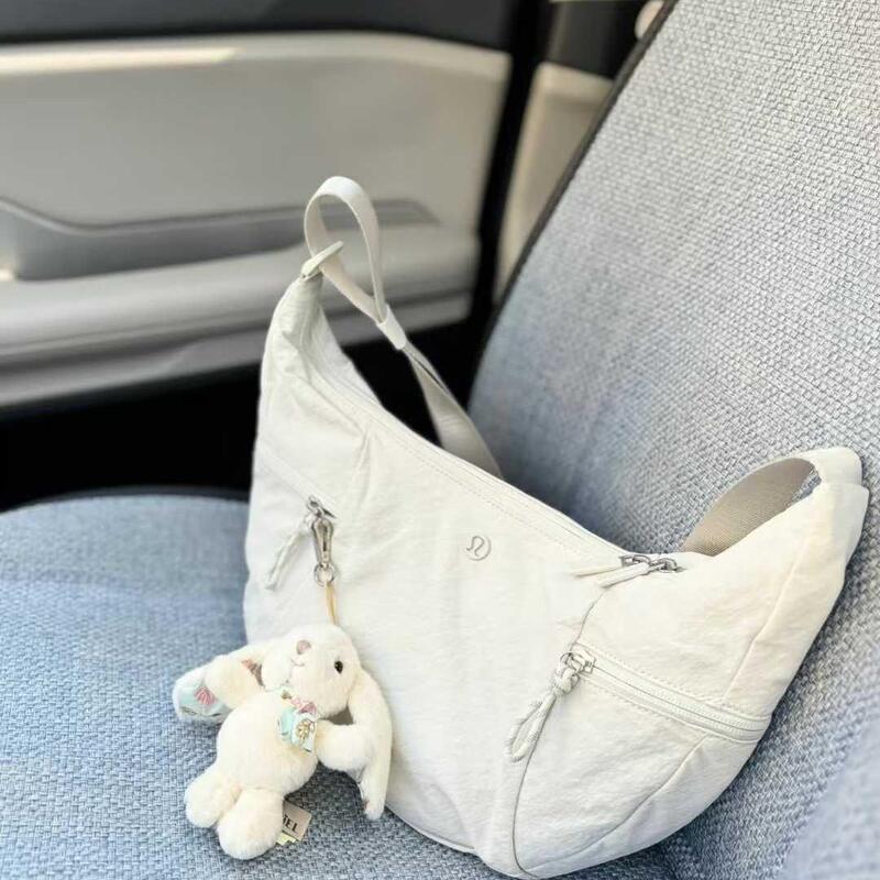 Lululemon Slouchy Sling Bag Yoga Sports Casual Baguette Bag Lululemon Slouchy Sling Bag Yoga Sports Casual Baguette Bag