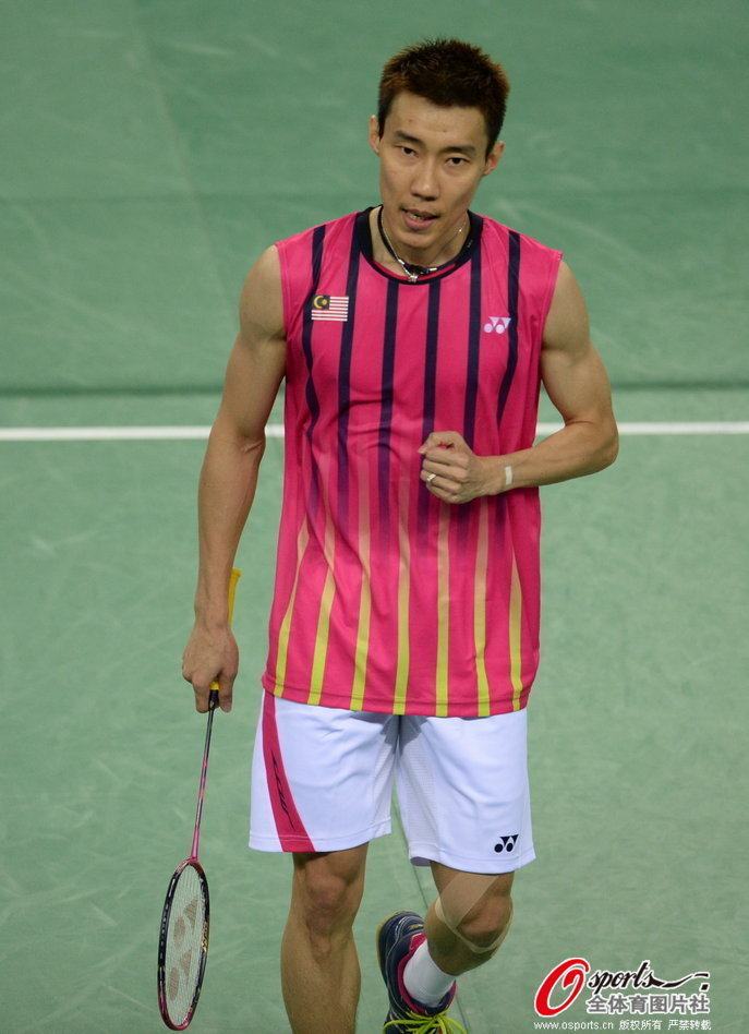 survêtement sport - Ref 563332 Image 54