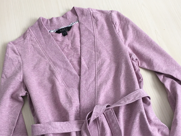 Bà mùa xuân và mùa thu đơn giản Áo choàng tắm ngắn đơn giản Terry Cotton Áo ngủ Phiên bản lỏng lẻo Dịch vụ tại nhà Áo choàng áo choàng đôi
