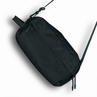 Черный без рисунка с ремнем для плеча