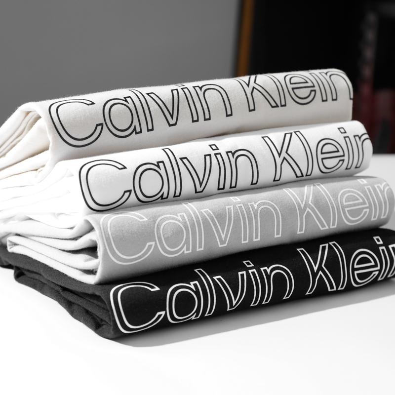 Aton Niu She Calvin Klein Letter Print T-Shirt for Men, Ck Fashion Round Neck Breathable Cotton Short-Sleeve Summer