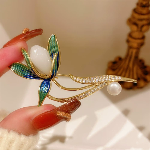 Элегантная брошь из жемчуга на лацкан, булавка на день матери, коллекция 2023, золото 750 пробы, орхидея