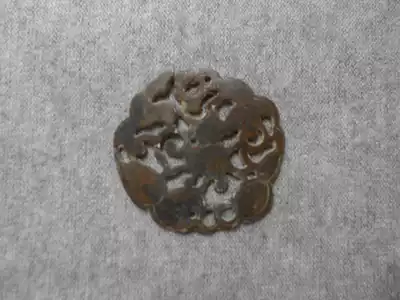 Qing Dynasty white copper hollow dark engraved gourd(more children and more blessings)auspicious pendant has cracks