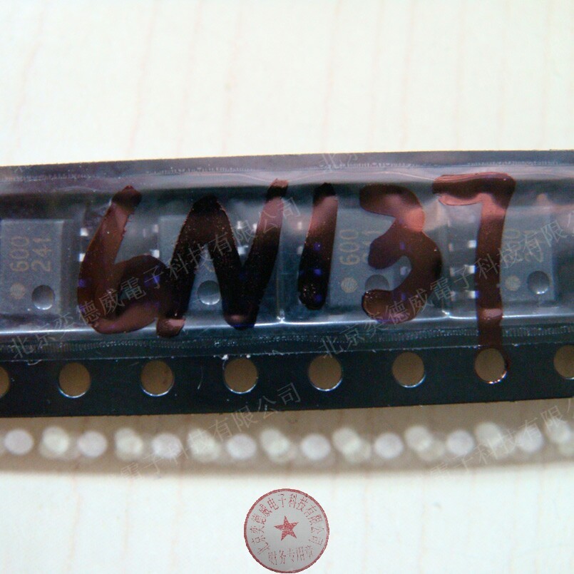 Original load Import photocoupling 6N137 Small volume SOP-8 HCPL0600 Code 600 patch