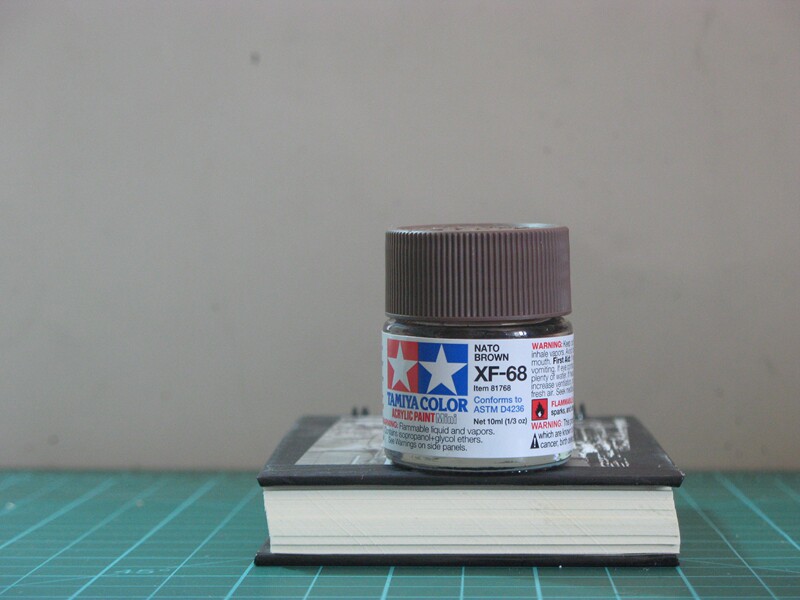 Tanomiya model 81768 10ml XF68 NATO camouflated brown waterborne matt lacquer XF-68
