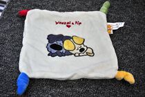 Outer single-tailed Dutch woezelpip Bean Dog small baby peace towel mouth towel