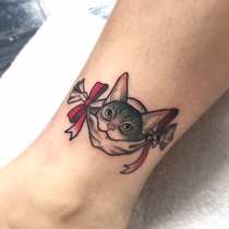 Full 15 yuan candy cat Japanese tattoo sticker waterproof female durable simulation Korean tattoo sticker