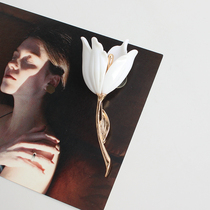 Korean exquisite high-quality high-end hand-painted glaze brooch Autumn and winter new clothing accessories knitwear cardigan corsage