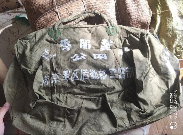 Inventory old duffle bag is bagged portable oversized canvas bag out of season bag clothing luggage bag bag travel military bag