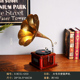 đầu đĩa than dual	 Mai nhà retro ghi âm đồ trang trí sáng tạo nhà phòng khách vinyl ghi thanh quán cà phê trang trí cửa hàng - Máy hát 	máy nghe nhạc đĩa than tiếng anh