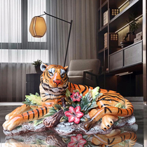 Hand-painted ceramic tiger decoration Zodiac tiger decoration ornaments Study Ceramic tiger decoration high-end home gifts