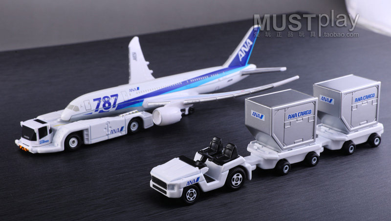 Модель машины 日本tomy多美卡正品ana航空787合金飞机拖车jal机场模型套装玩具 Takara