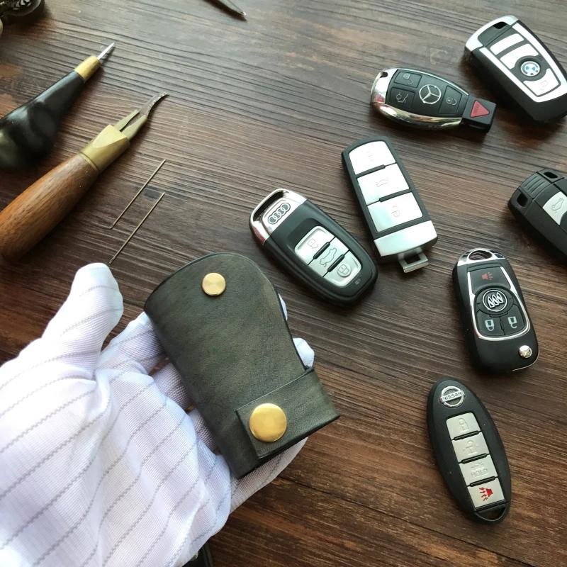 Túi da handmade chìa khóa xe gói chìa khóa Audi BMW Mercedes bộ chìa khóa xe điều khiển từ xa túi nhỏ - Trường hợp chính ví móc khóa da thật