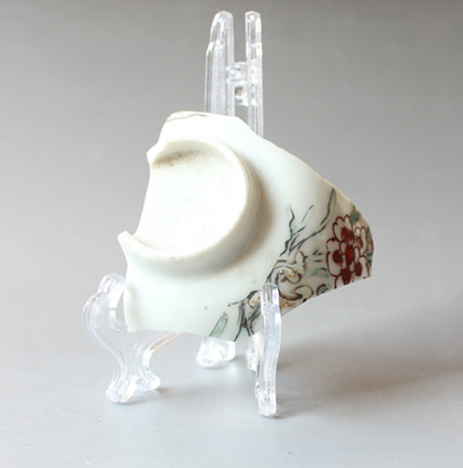 2647 Zhengde Five-colored Peach Ancient Porcelain Specimen