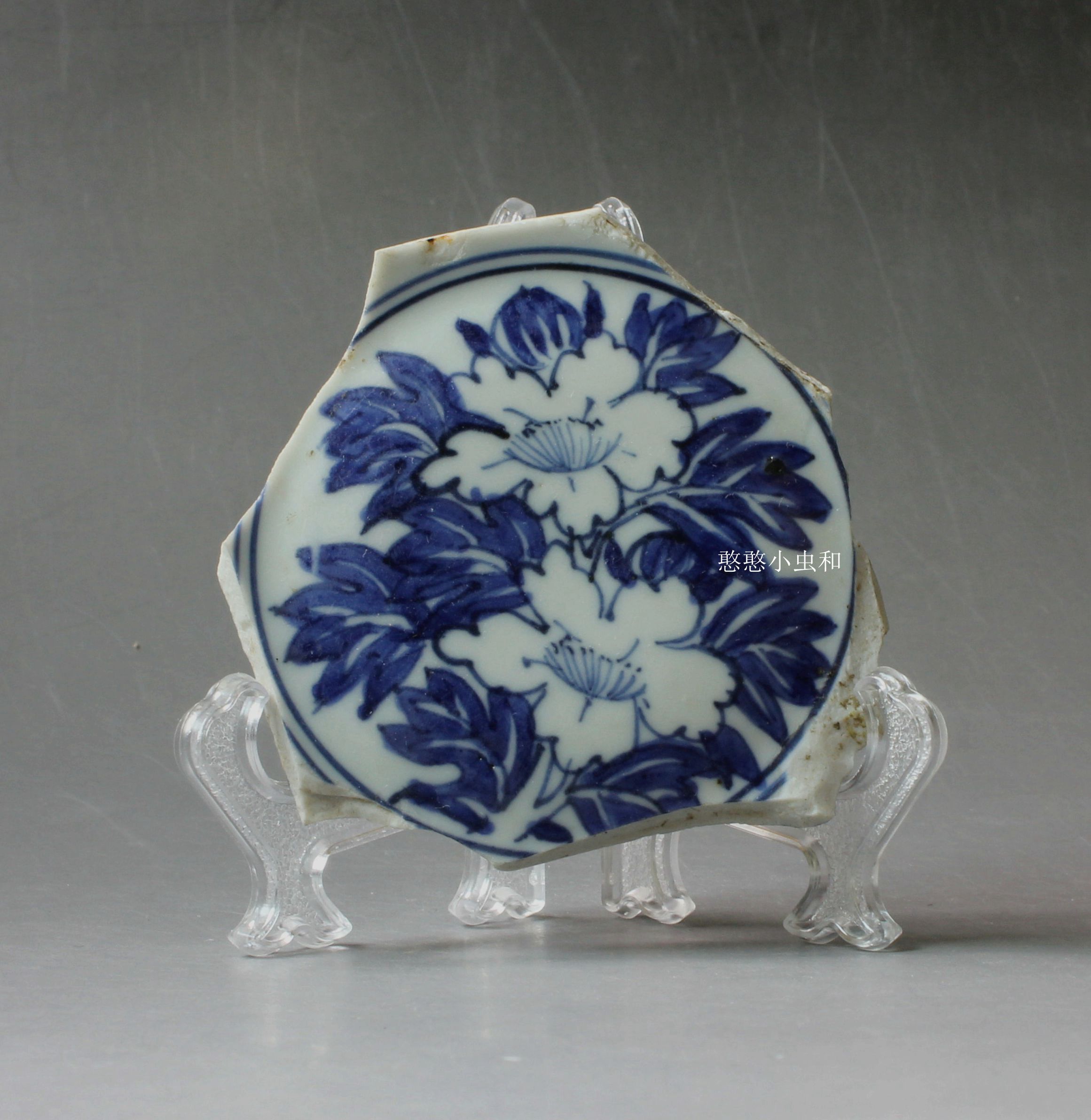 1771 Jiajing official kiln blue and white peony ancient porcelain specimen