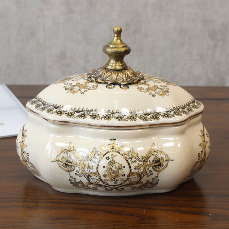 American ceramic storage cans European luxury decorative candy snack cans living room creative jewelry storage box ornaments