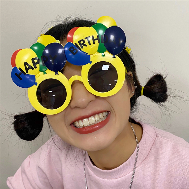 Funny IG Style Gradient Color Solid Color UV400 Protection Resin Round Frame Special-Shaped Mirror Square Full Frame Women's Sunglasses display picture 16